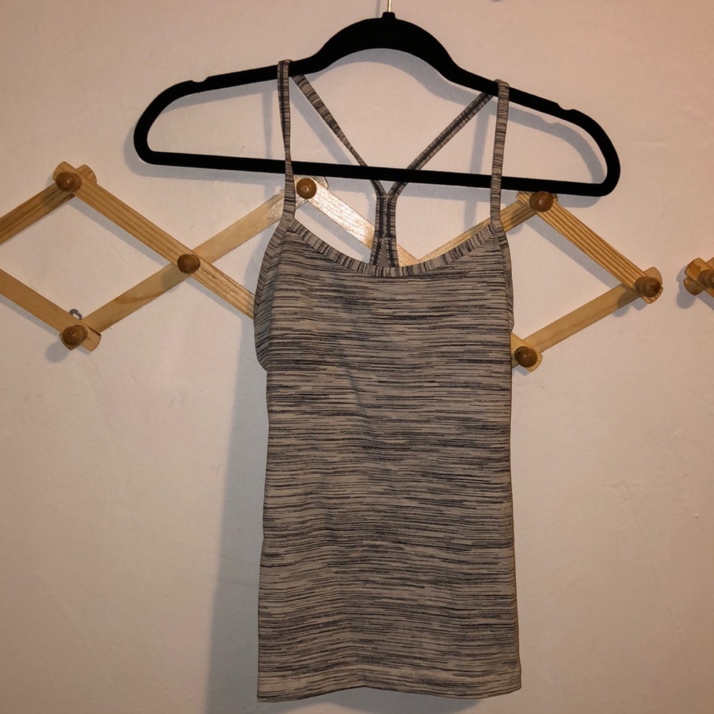 Lululemon tank